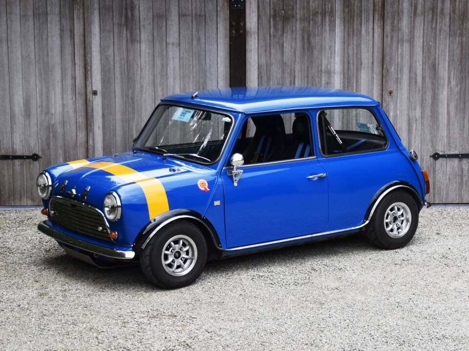Image 2/32 of Mini 1275 GT (1977)