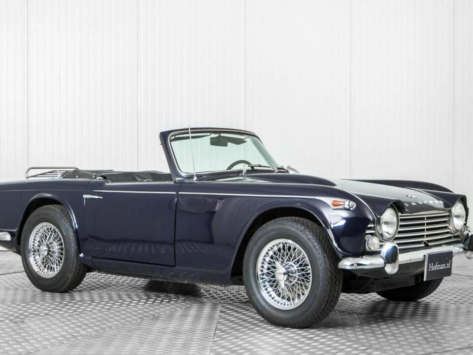 Afbeelding 4/50 van Triumph TR 4A (1967)