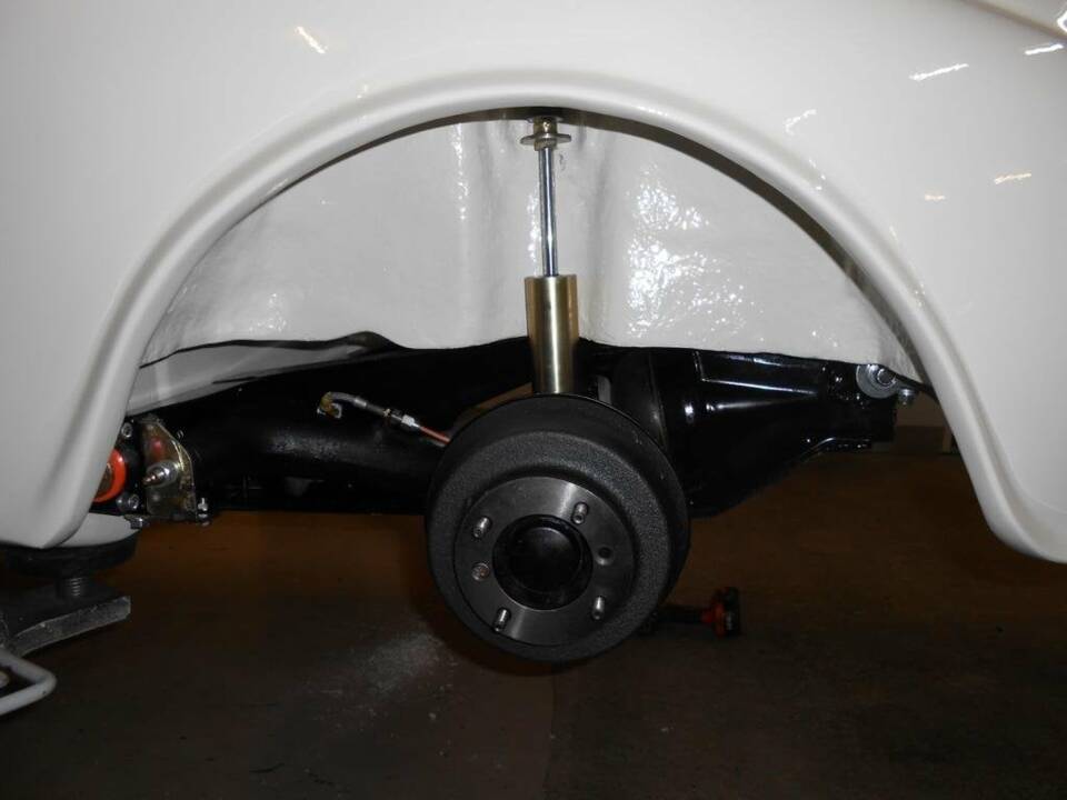 Image 17/25 of Marcos Mini Marcos 1300 GT (1969)
