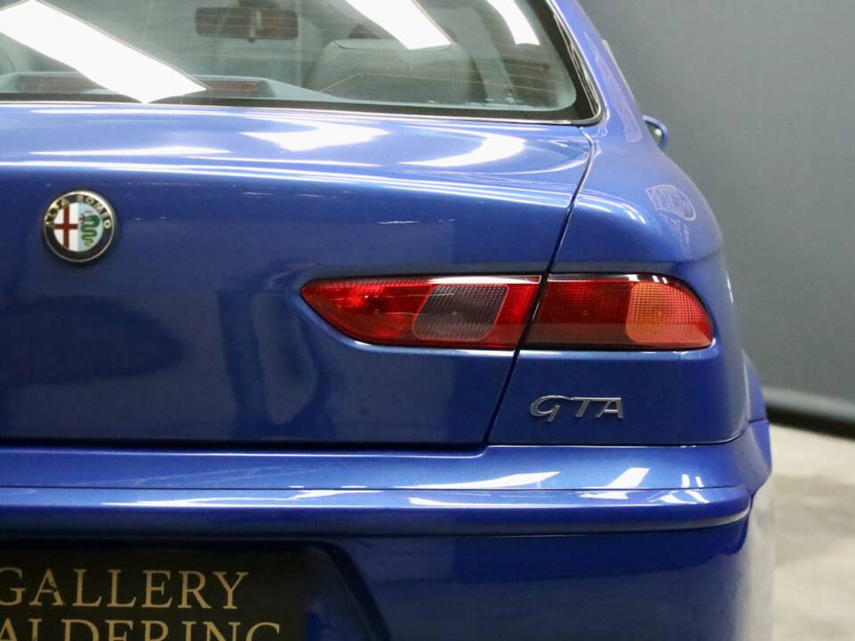 Image 41/50 of Alfa Romeo 156 3.2 V6 GTA (2003)