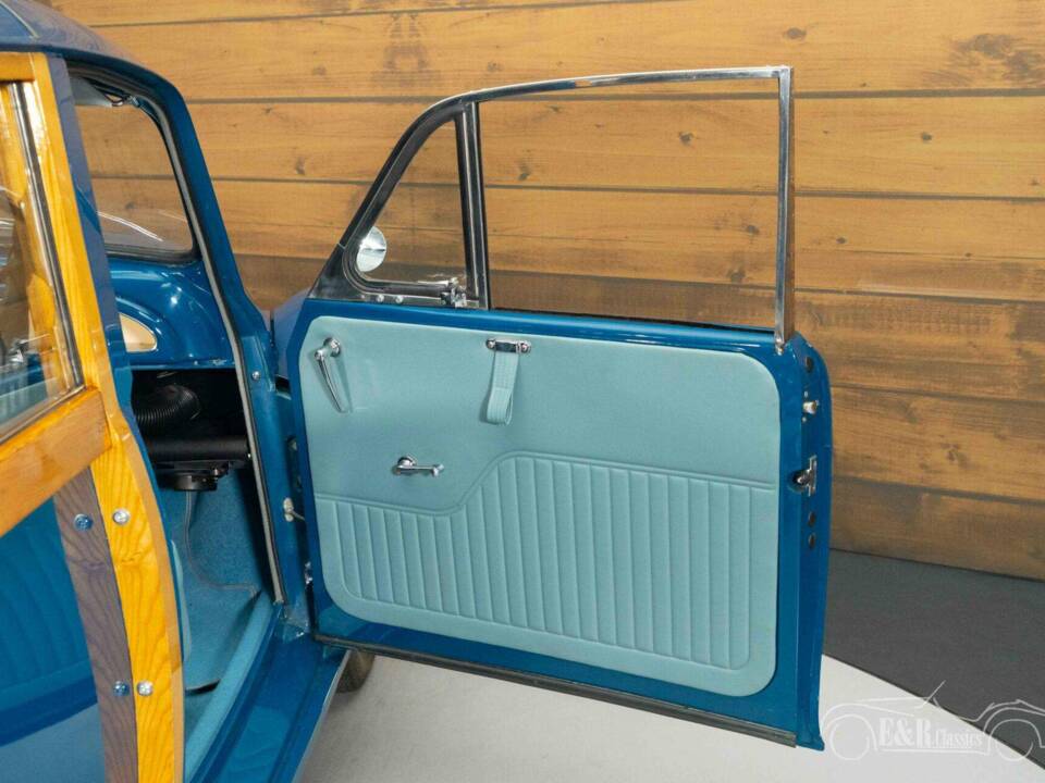 Image 12/19 of Morris Minor 1000 Traveller (1971)