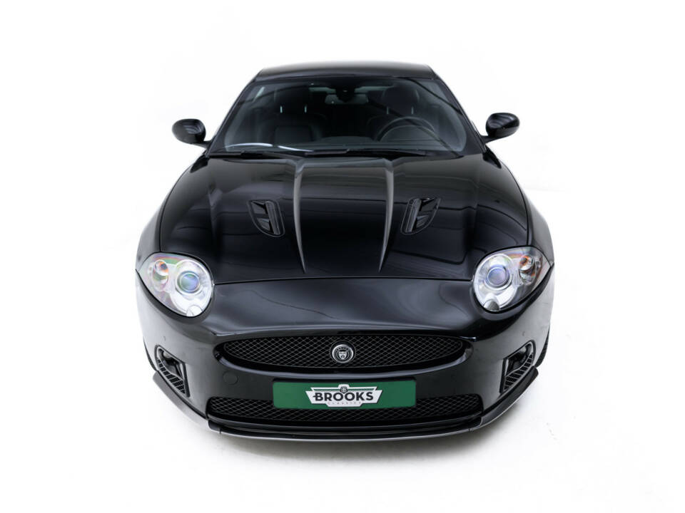 Image 4/37 of Jaguar XKR (2008)