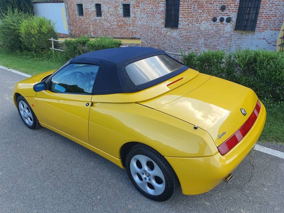 Imagen 6/18 de Alfa Romeo Spider 2.0 Twin Spark (1999)