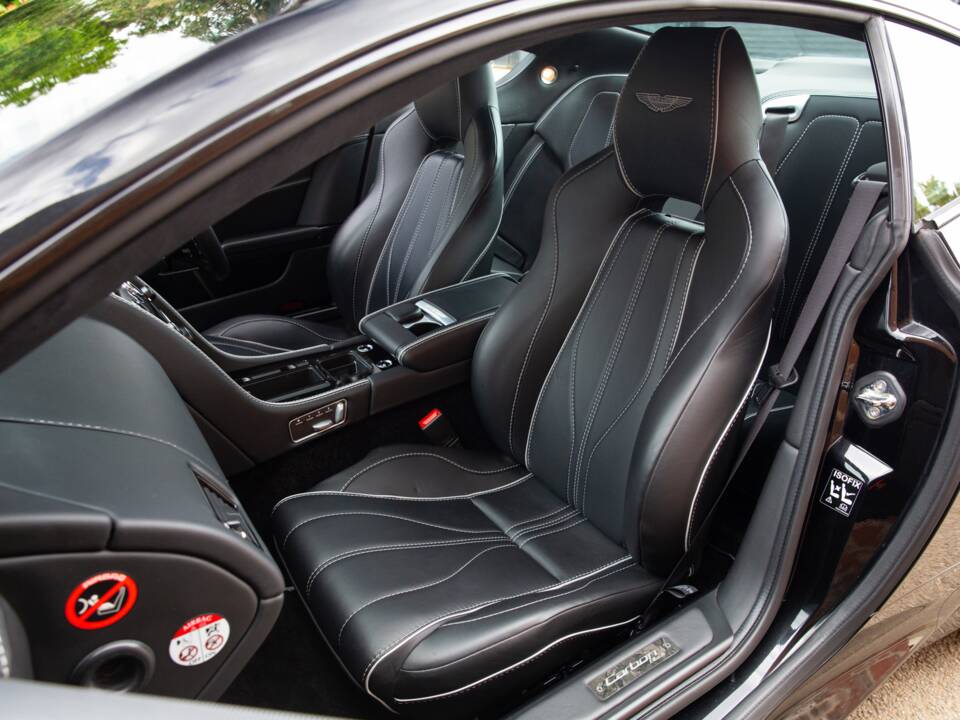 Image 64/94 of Aston Martin DB 9 (2014)
