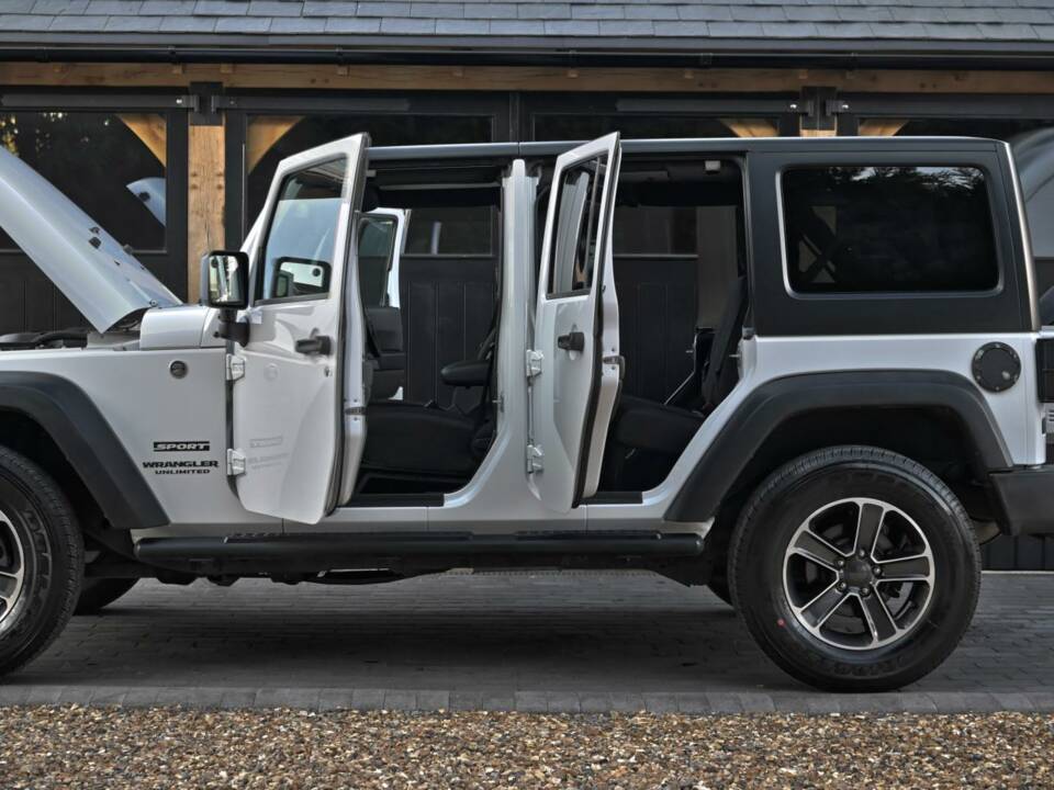 Imagen 19/50 de Jeep Wrangler 3.6 V6 (2015)