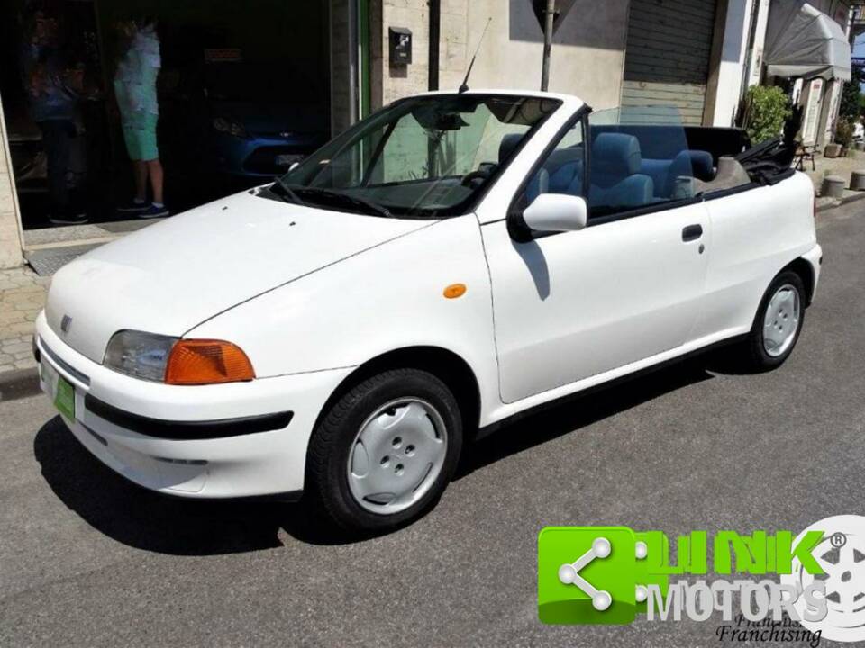 Image 1/10 of FIAT Punto 85 16V (1999)