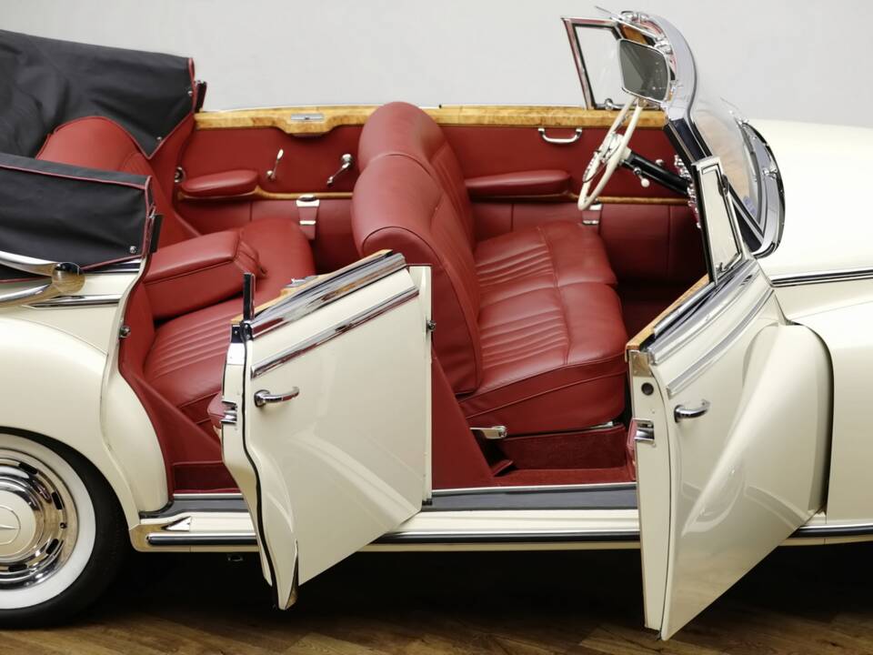 Bild 16/27 von Mercedes-Benz 300 b Cabriolet D (1955)