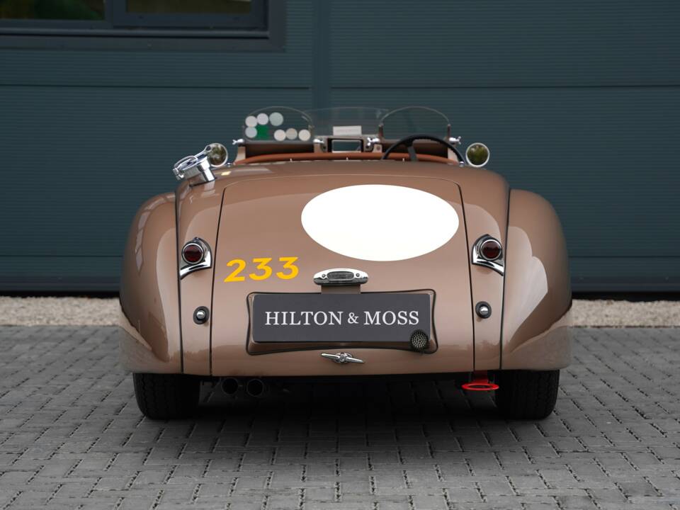 Image 8/50 of Jaguar XK 120 OTS (1950)