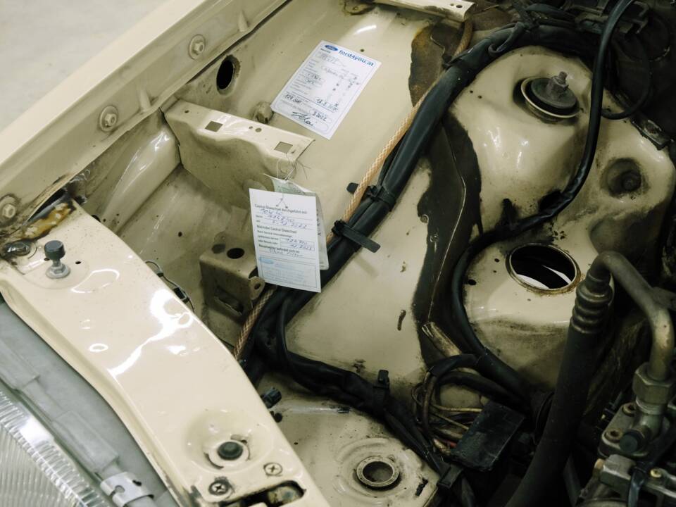 Bild 13/50 von Mercedes-Benz 280 SE (1984)