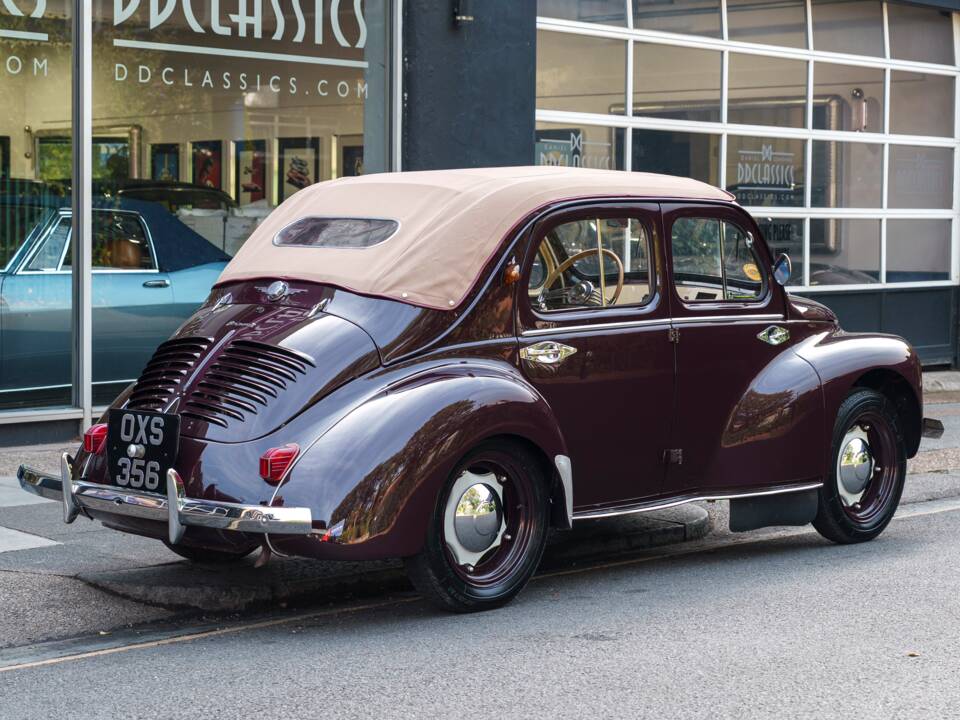 Immagine 8/33 di Renault 4 CV Décapotable (1951)
