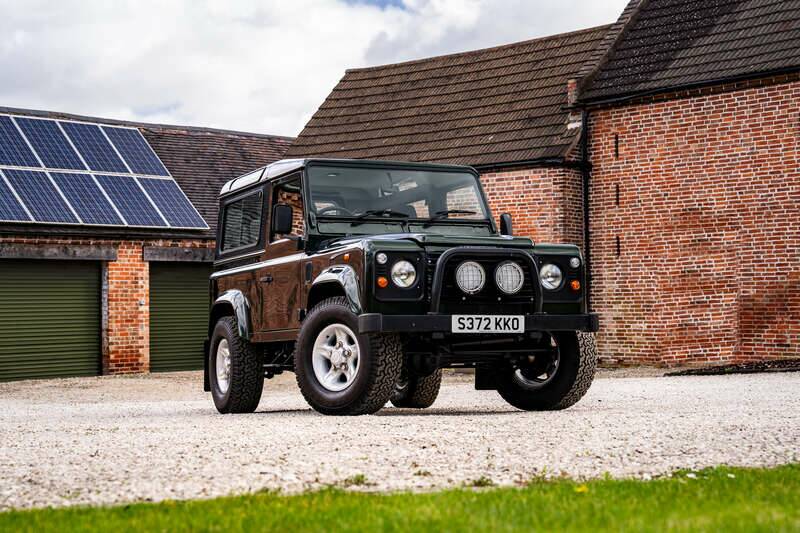 Image 9/50 de Land Rover Defender 90 Td5 (1999)