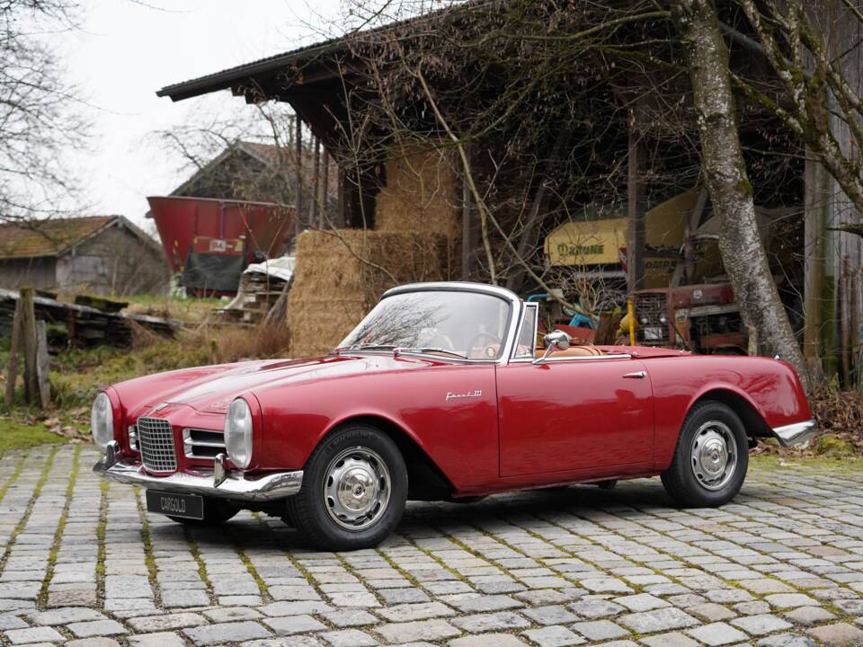 Image 3/17 of Facel Vega Facel III (1964)