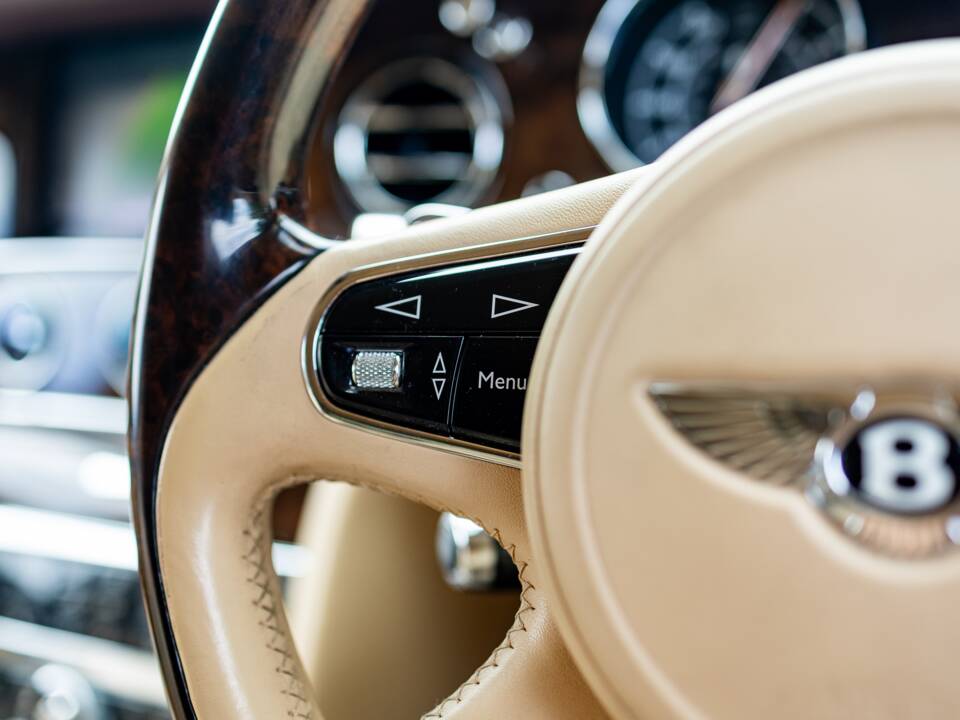 Bild 26/50 von Bentley Mulsanne (2011)