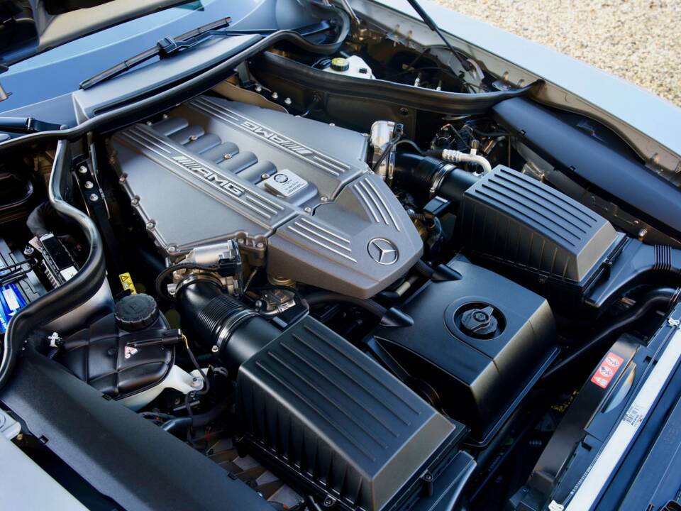 Image 50/50 de Mercedes-Benz SLS AMG (2011)