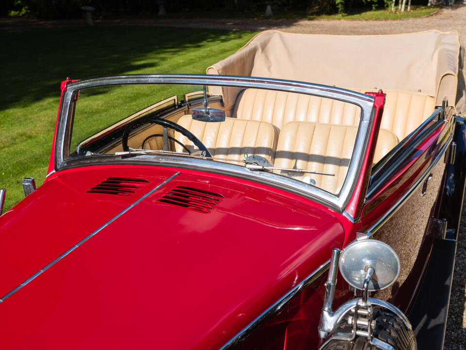 Image 26/66 of Mercedes-Benz 290 Cabriolet B (1935)