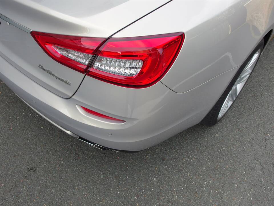 Image 38/98 of Maserati Quattroporte GTS (2015)
