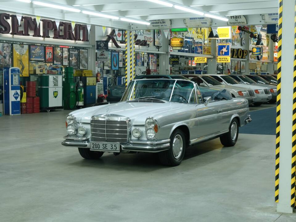 Image 1/50 of Mercedes-Benz 280 SE 3,5 (1970)