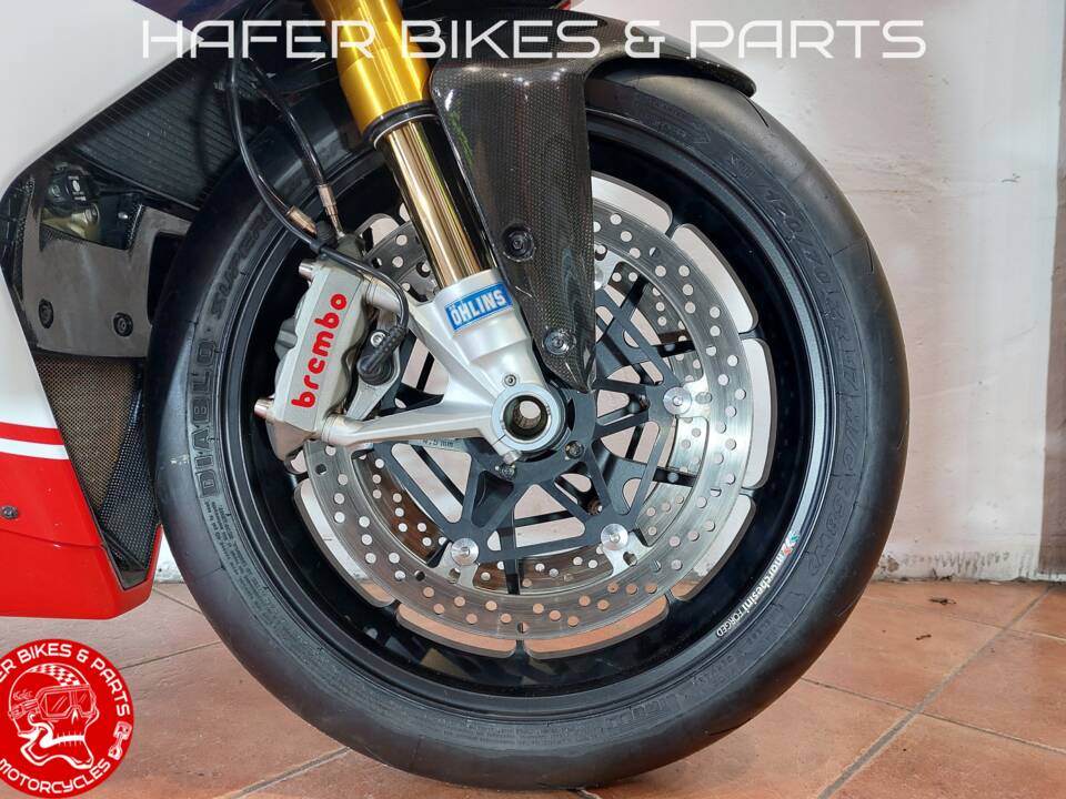 Bild 23/56 von Ducati 1098 R (2009)