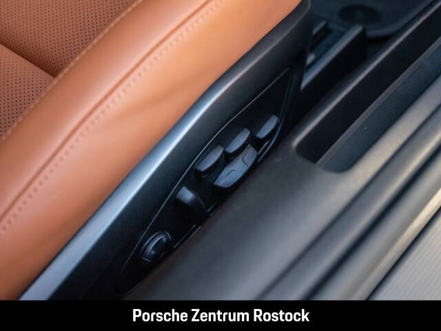 Bild 30/38 von Porsche 911 Turbo S (1900)