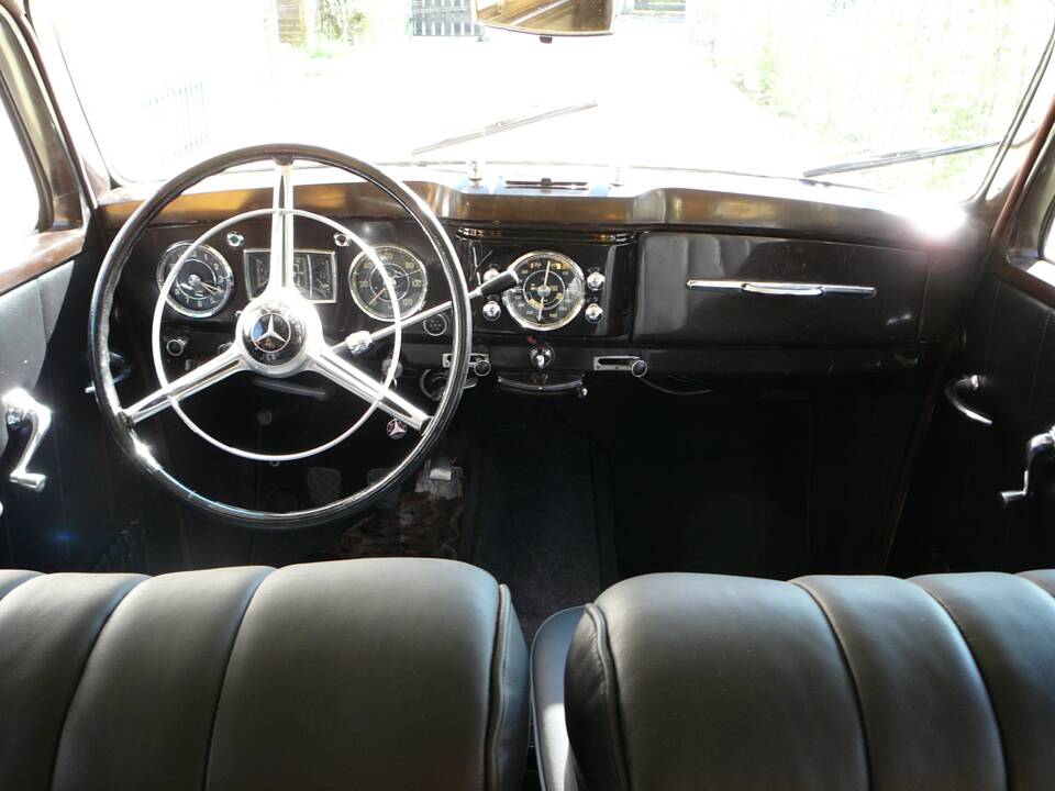 Imagen 7/14 de Mercedes-Benz 170 S-V Lueg (1954)