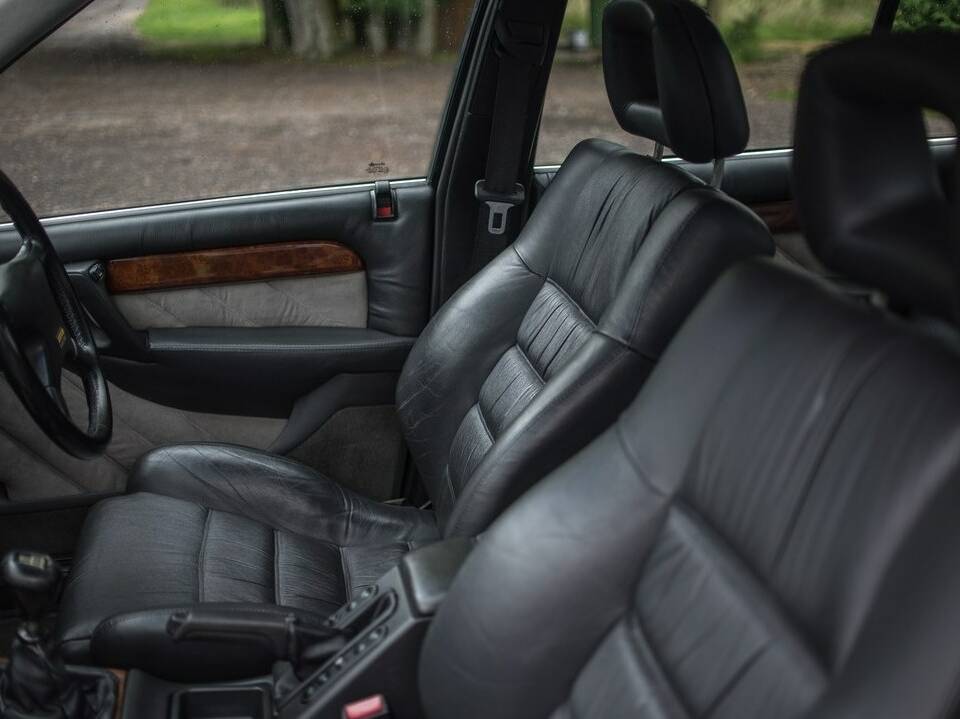 Imagen 4/7 de Vauxhall Lotus Carlton 3.6 (1991)