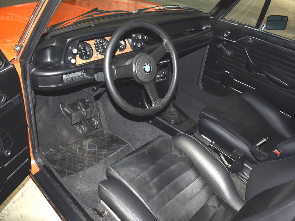 Image 17/52 of BMW 2002 tii (1975)