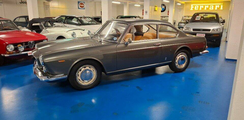 Image 30/50 de Lancia Flavia 1.8 (Pininfarina) (1966)