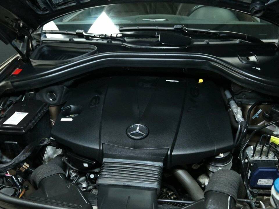 Bild 47/50 von Mercedes-Benz GL 350 BlueTEC 4MATIC (2016)