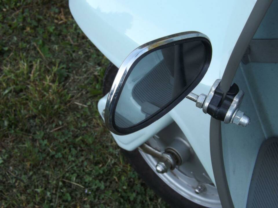 Image 21/50 de Innocenti Lambretta J50 (1967)