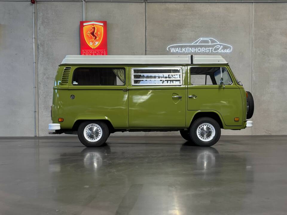 Bild 3/16 von Volkswagen T2b Westfalia (1978)