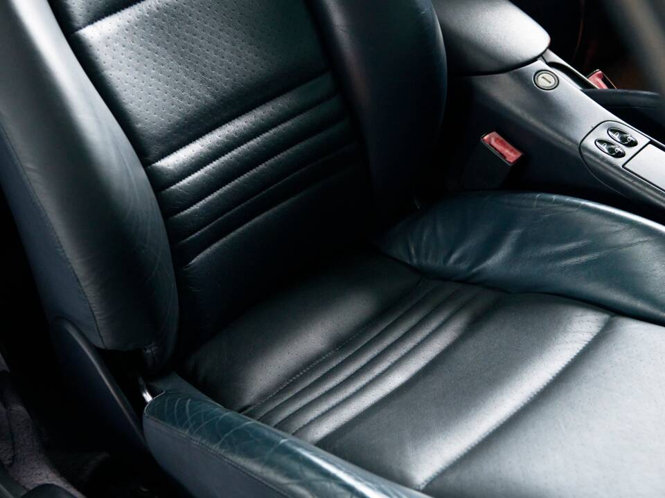 Afbeelding 49/50 van Porsche 911 Carrera (2000)