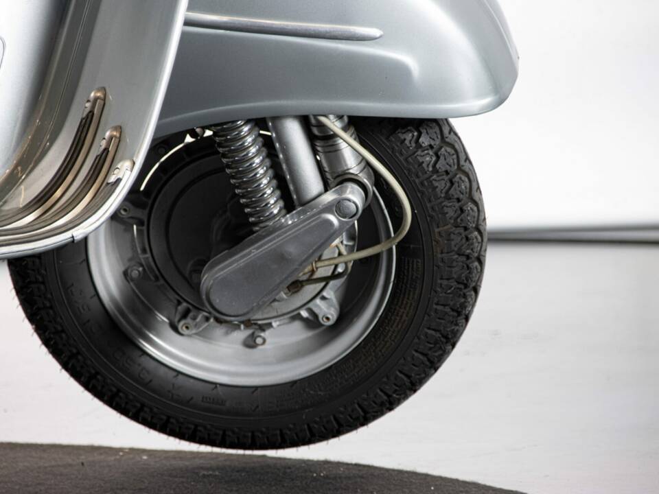 Bild 24/50 von Piaggio Vespa 150 Sprint (1967)