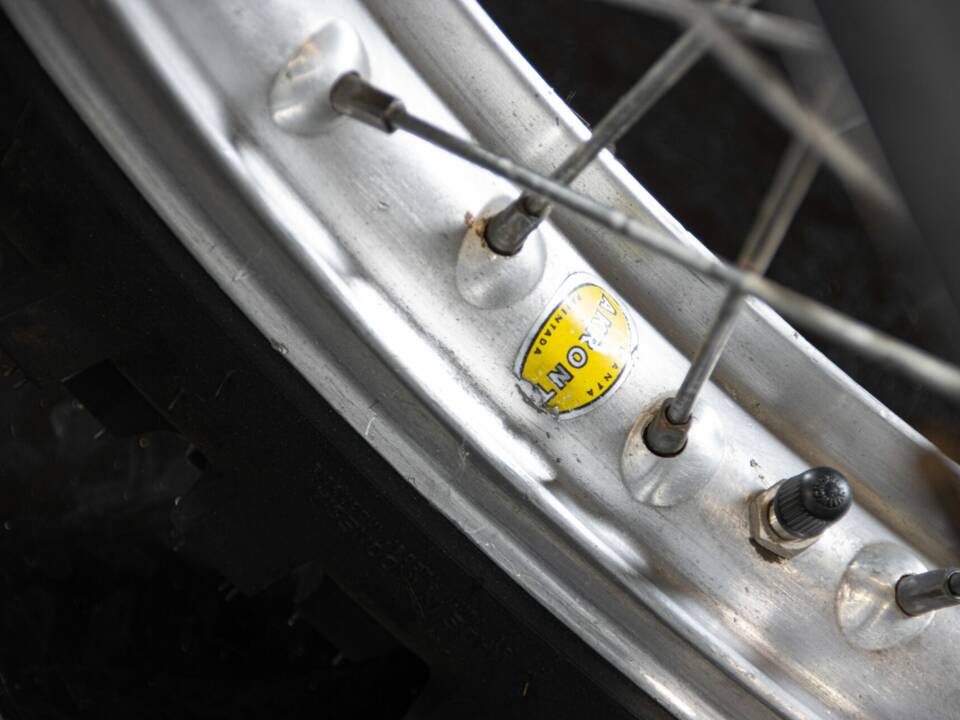Imagen 36/43 de KTM 250 MC/GS (1973)