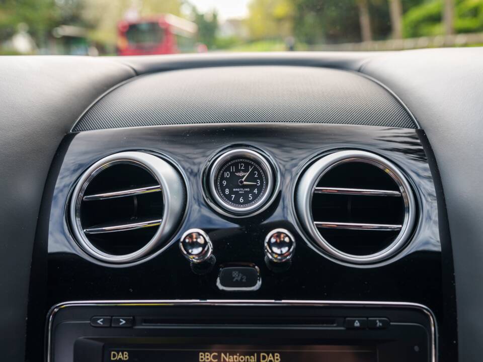 Image 15/27 of Bentley Continental GT V8 S (2014)