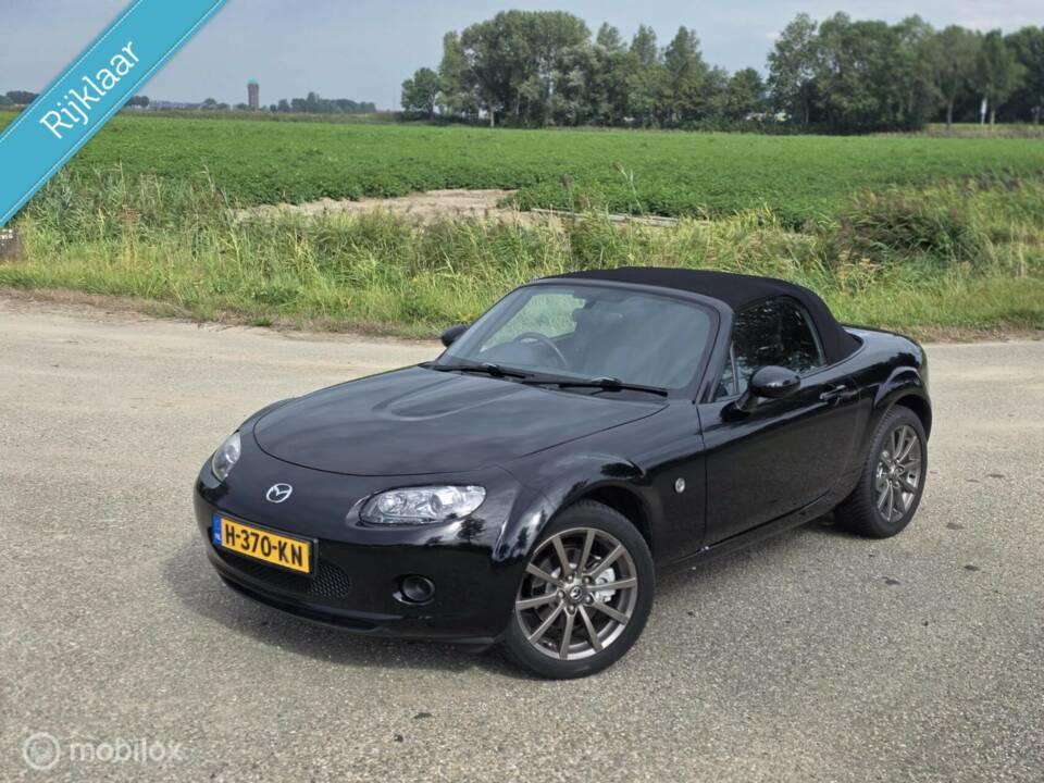 Immagine 2/31 di Mazda MX-5 1.8 (2006)