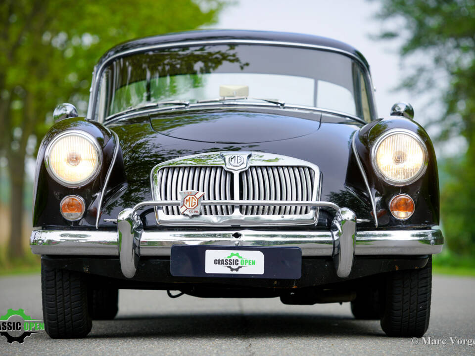 Image 2/50 de MG MGA Twin Cam (1958)