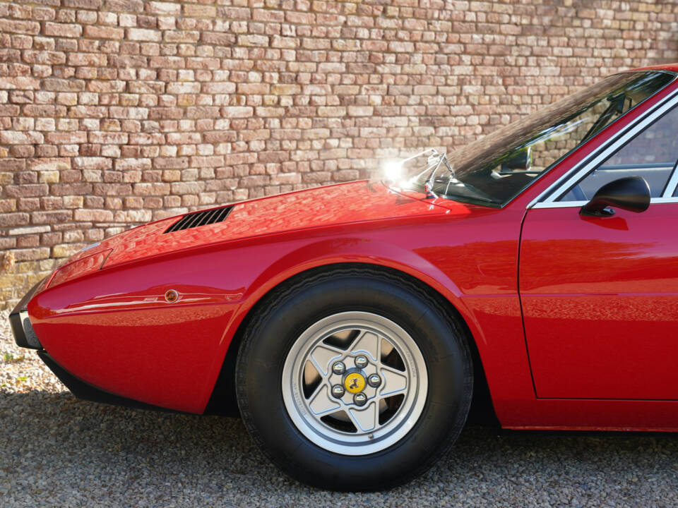 Image 21/50 of Ferrari Dino 308 GT4 (1976)
