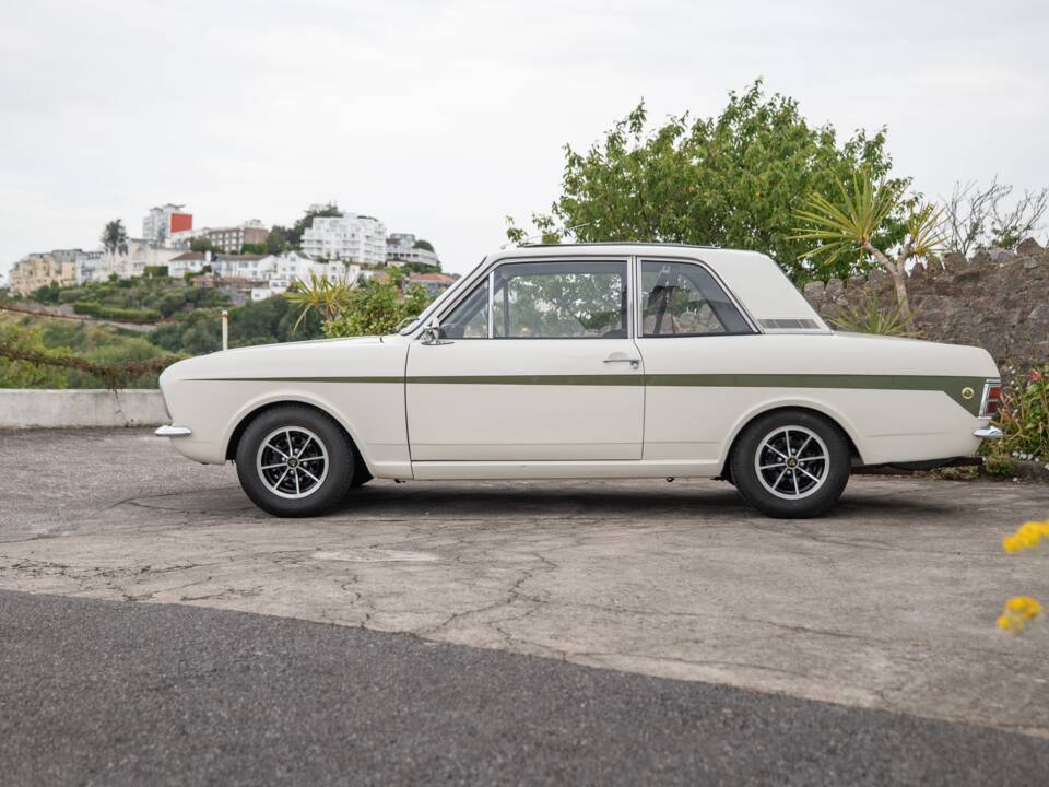 Image 15/41 de Ford Lotus Cortina (1970)