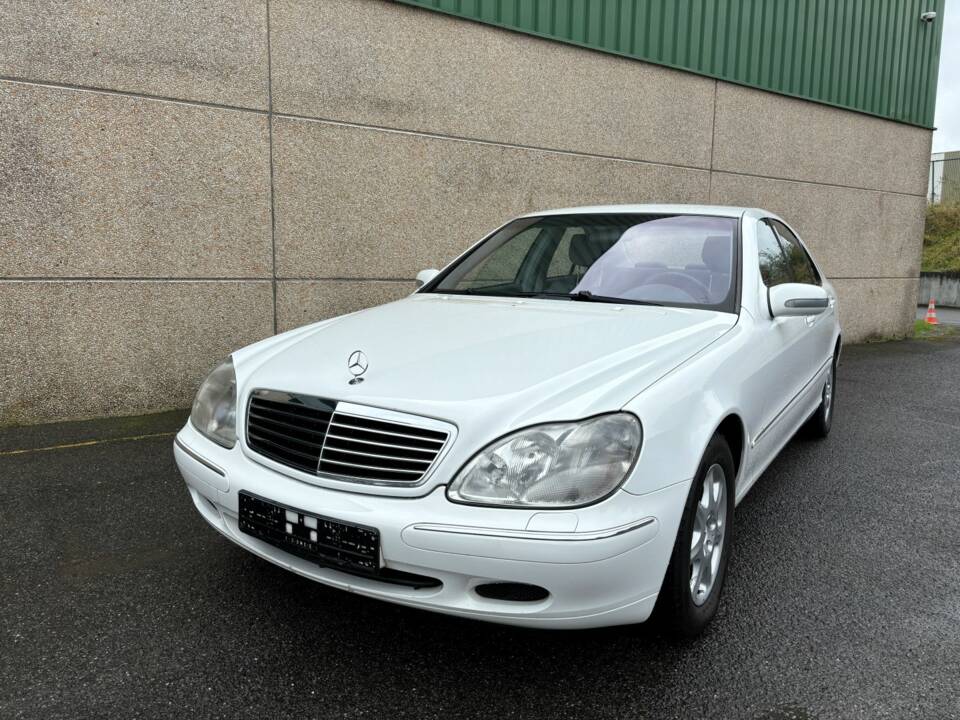 Image 2/20 of Mercedes-Benz S 430 (2000)