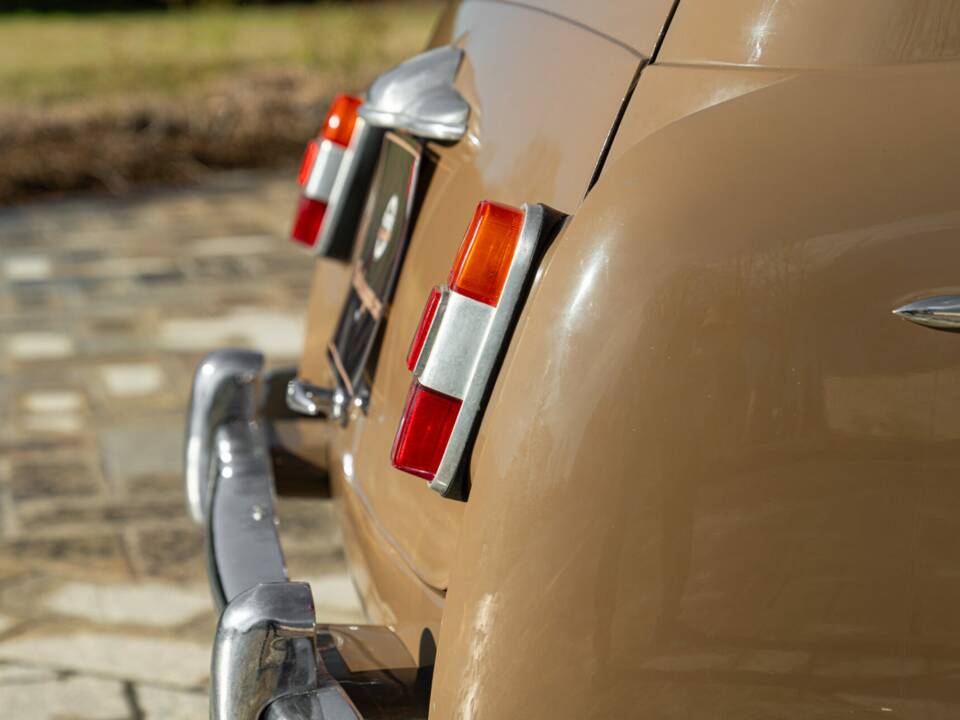 Bild 15/50 von FIAT 1100-103 Familiare Viotti (1954)