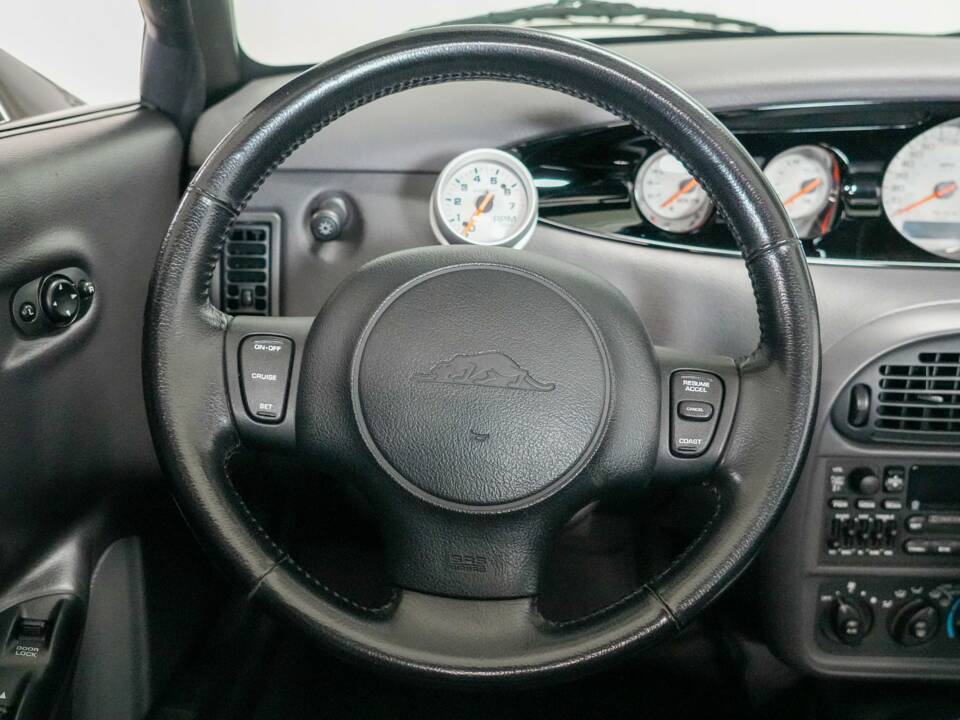 Image 11/47 of Plymouth Prowler (2000)