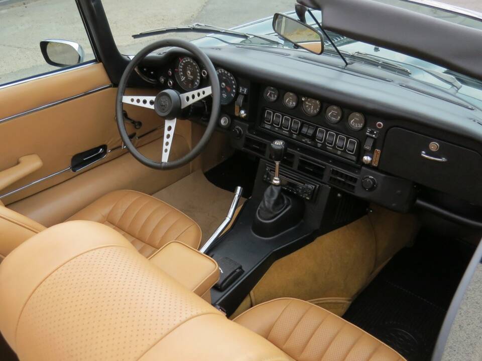 Bild 37/50 von Jaguar Type E V12 (1974)