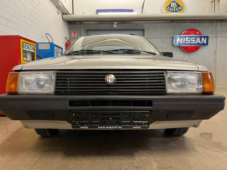 Image 3/18 de Alfa Romeo Arna 1.3 SL (1984)