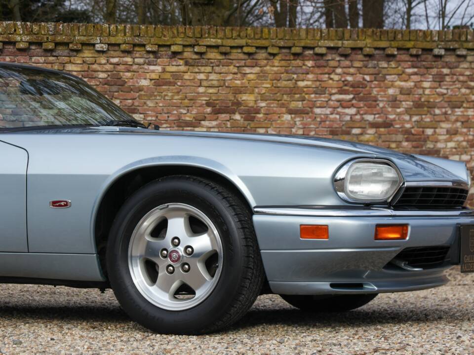 Bild 41/50 von Jaguar XJS 4.0 Celebration (1994)