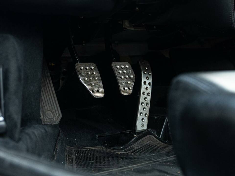 Immagine 22/33 di Ferrari F 355 Berlinetta (1995)