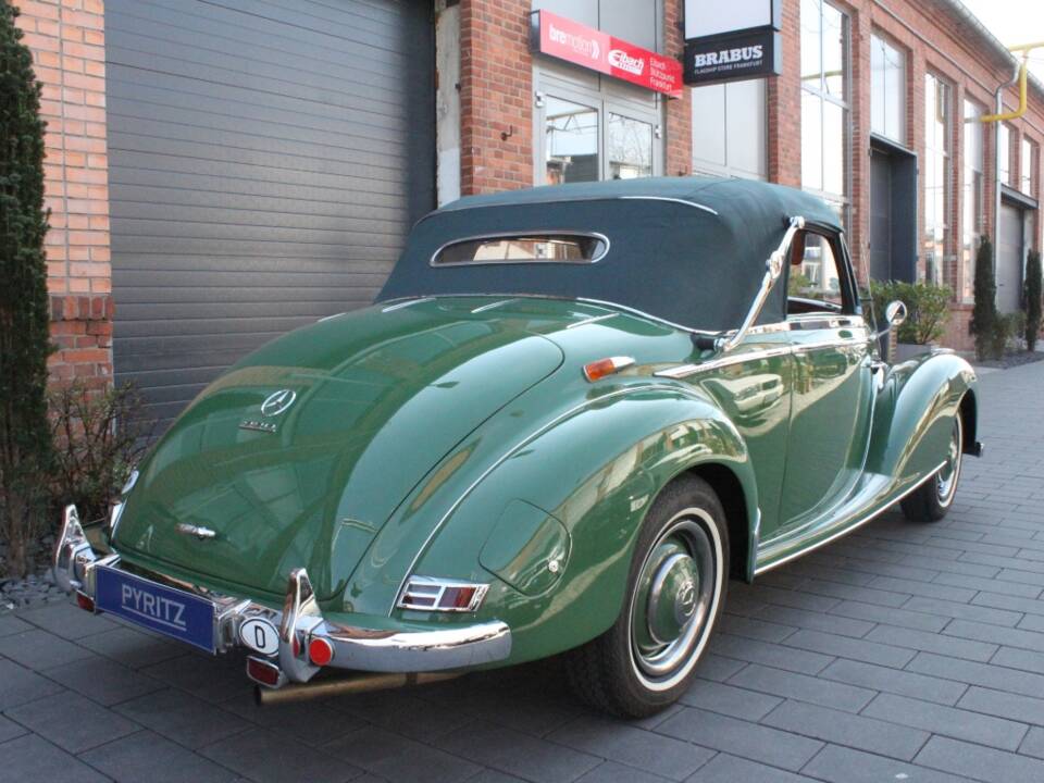 Image 17/17 of Mercedes-Benz 220 Cabriolet A (1953)