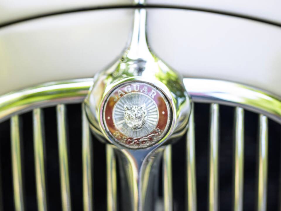 Immagine 58/64 di Jaguar Mk II 3.8 (1961)