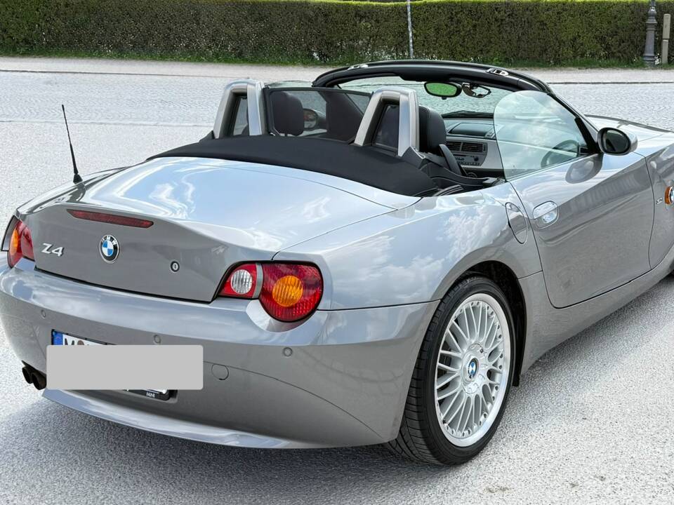 Bild 5/20 von BMW Z4 3.0i (2003)