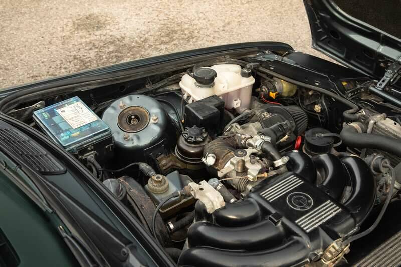 Image 3/50 of BMW 325i (1990)