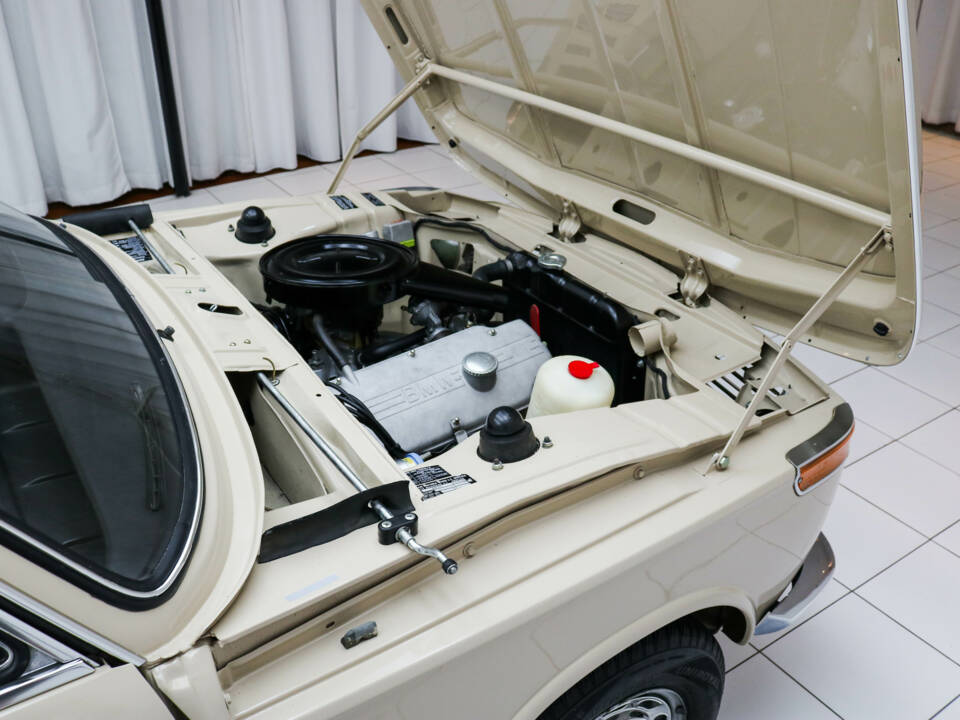 Bild 13/20 von BMW 2002 (1971)